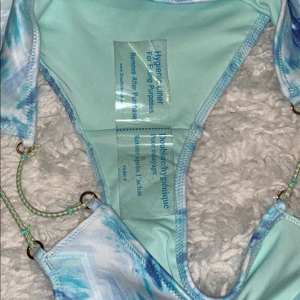 3/$35 Victoria Secret New stretchy braided sides M - Picture 3 of 7
